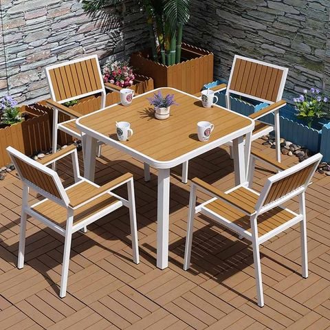 Bộ bàn ghế Polywood giả gỗ chống nước, bền màu theo thời gian