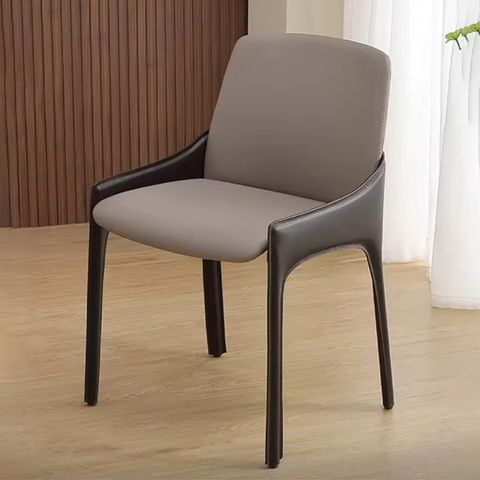 Ghế ăn bọc da cao cấp, thiết kế sang trọng, hiện đại