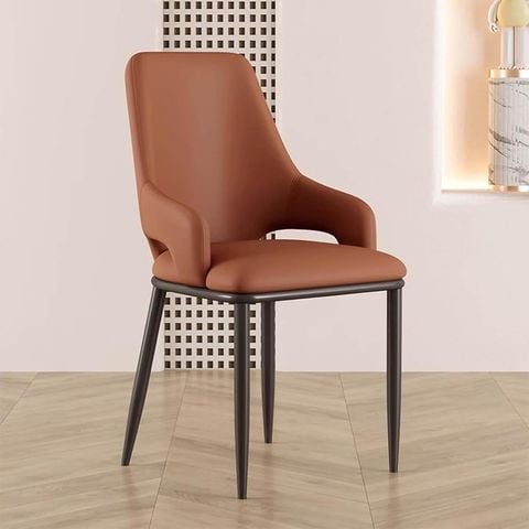 Ghế ăn bọc da tựa lưng êm ái, hỗ trợ tư thế ngồi thoải mái