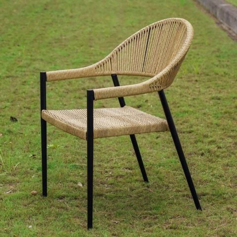Ghế thư giãn ngoài trời khung thép, lưng và đế đan sợi nhựa PE