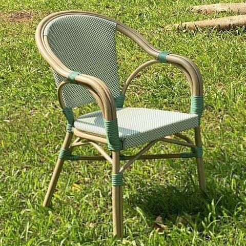 Ghế giả mây nhẹ bền, chống thời tiết khắc nghiệt