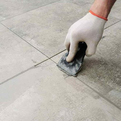 Xử lý nứt gạch, ron gây thấm trên sàn
