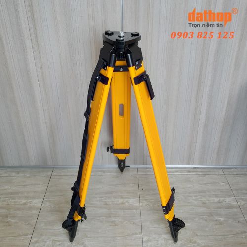 Chân ba đặt máy