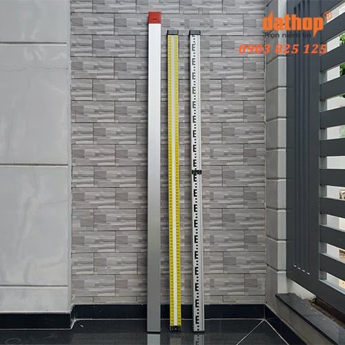 Mia máy thủy bình cơ