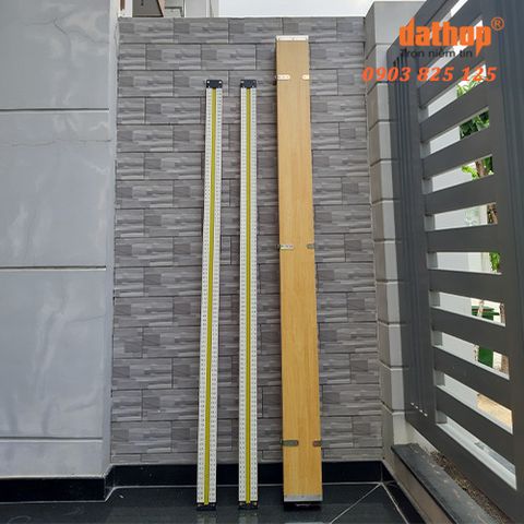 Mia máy thủy bình cơ