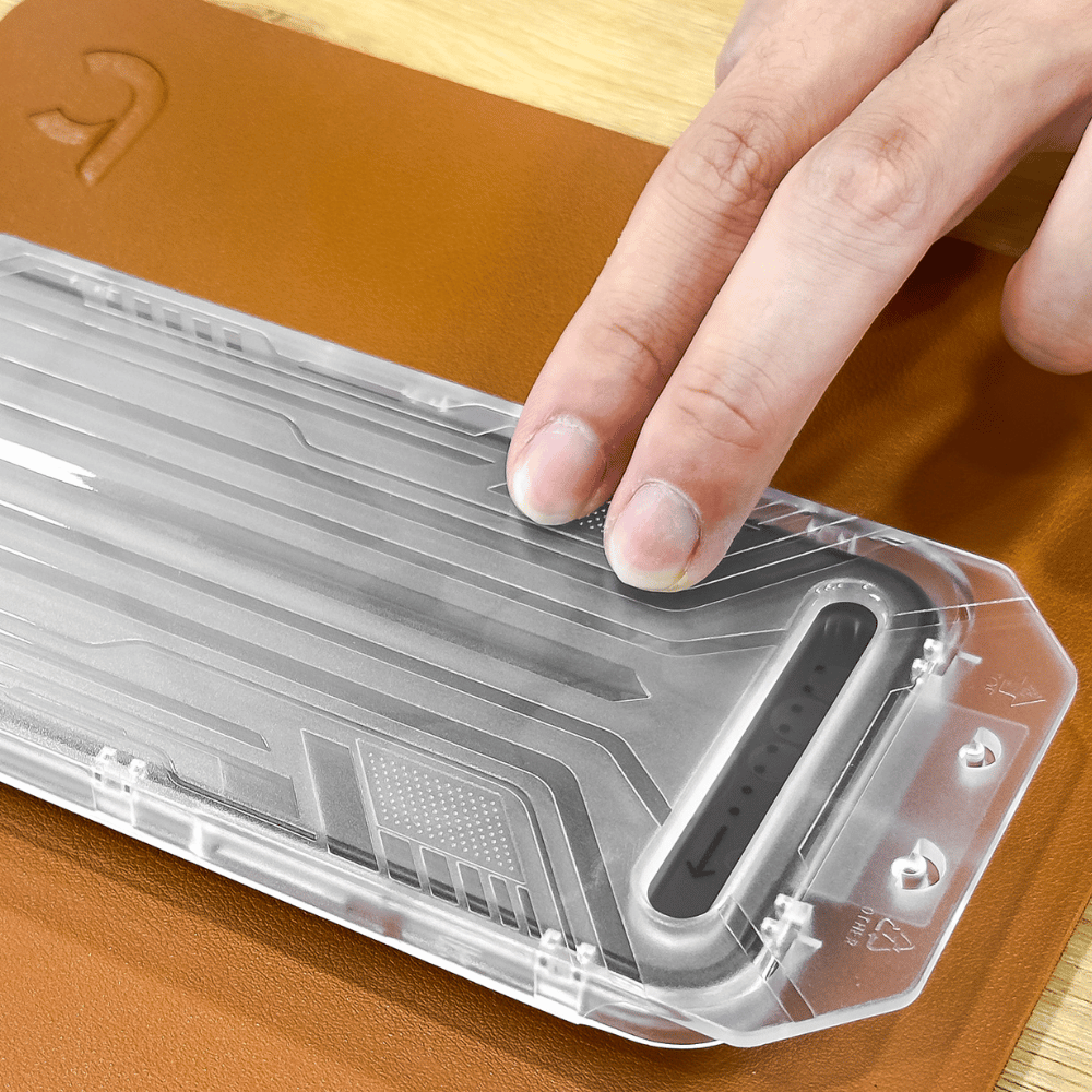 Kính Cường Lực iPhone 15 Series WIWU Easy Install Có Khung Tự Dán, Lấy Bụi, Lưới Bảo Vệ Màng Loa