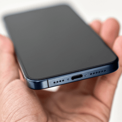 Kính Cường Lực iPhone 16 Series WIWU Easy Install Khung Tự Dán SQ008