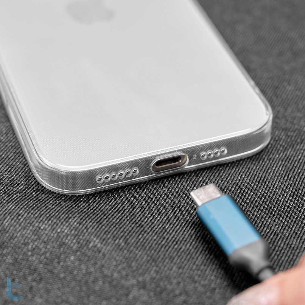 Ốp Lưng iPhone 16 Series WiWU iShield One ZCC-108 Dẻo Chống Sốc