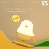 Đèn phát sáng sạc USB giao diện chú gà lướt ván |Skateboard Chick