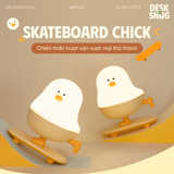 Đèn phát sáng sạc USB giao diện chú gà lướt ván |Skateboard Chick