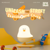 Đèn phát sáng sạc USB giao diện chú gà lướt ván |Skateboard Chick