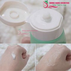 Gel Tẩy Tế Bào Chết INNISFREE GREEN BARLEY 120ml