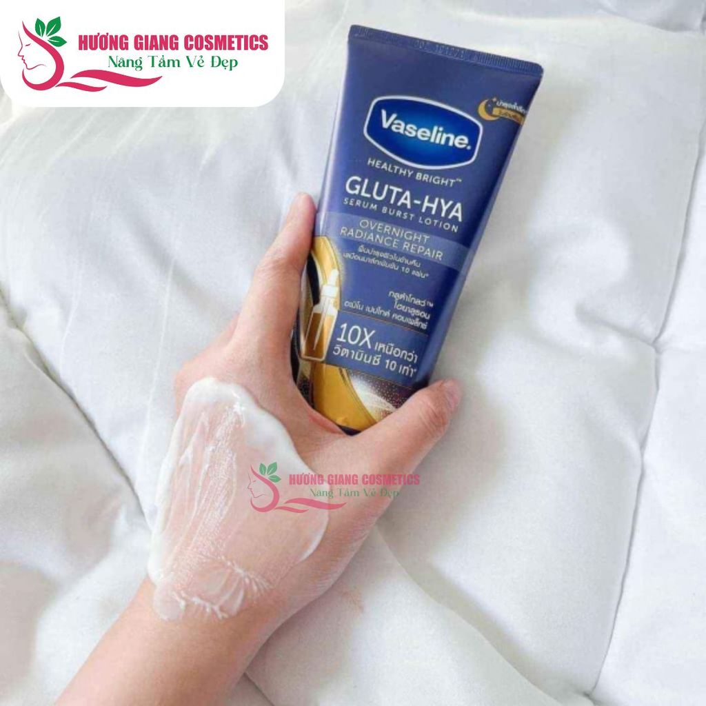 Sữa Dưỡng Thể Trắng Da Ban Đêm Vaseline Healthy Bright 330ml
