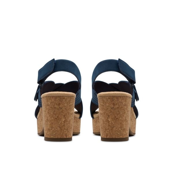 Giày Xăng Đan Đế Xuồng Da Nữ Clark - Nerisa West