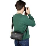 Túi máy ảnh Lowepro Adventura SH 160 III Black