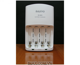 Bộ sạc Sanyo NiMH 4 viên AA hoặc AAA