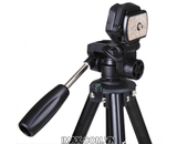 Chân máy ảnh / Tripod Yunteng 681, cao tối đa 1.38m