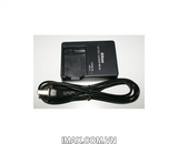 Sạc dây Nikon MH-24 cho Pin Nikon EN-EL14