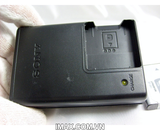 Sạc pin Sony NP-BK1 / NP-FK1, Sạc dây