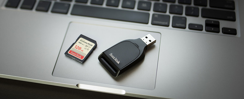 SanDisk SD™ UHS-I Card Reader | Western Digital Store