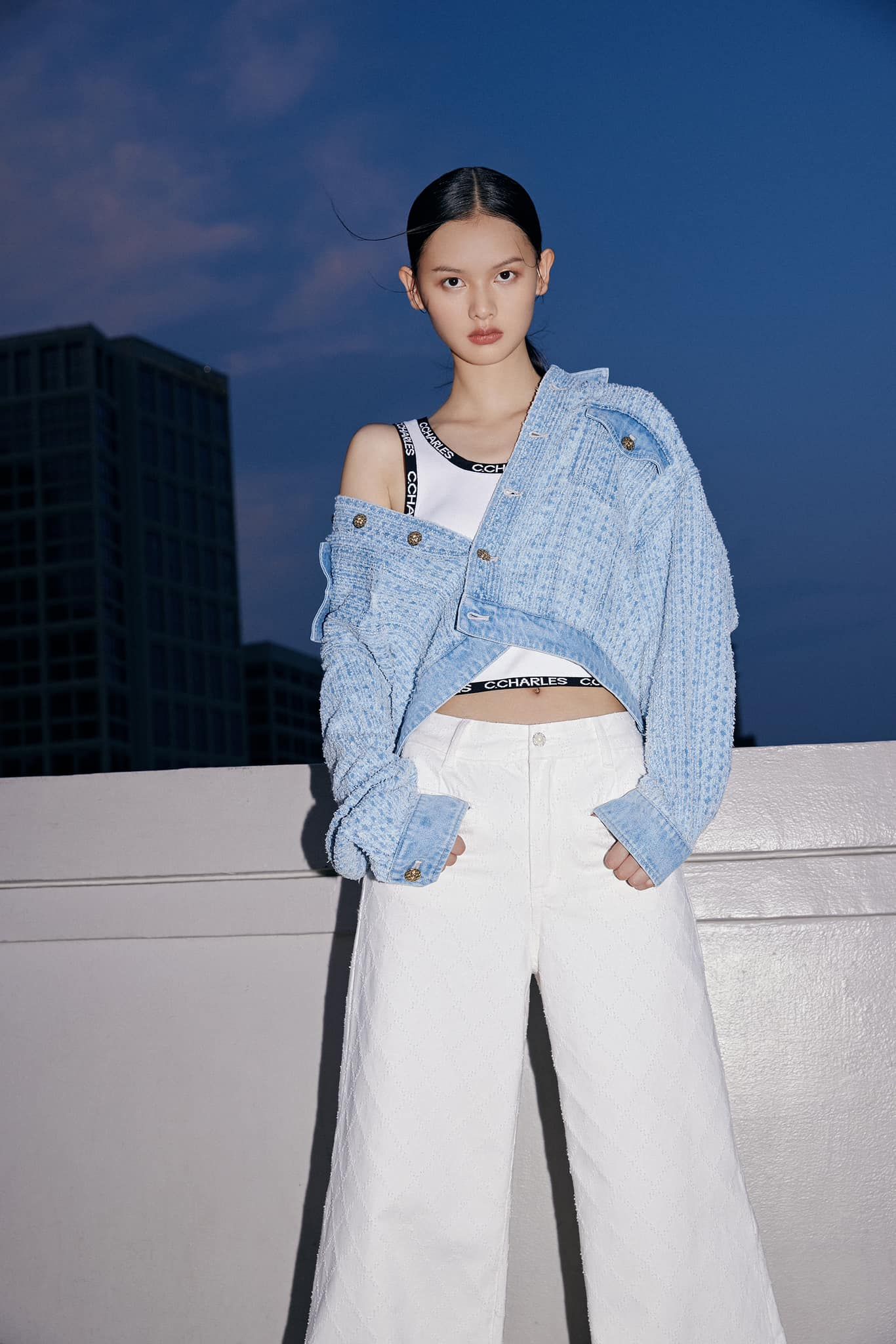  Bộ áo khoác jean và quần sooc jean 2 túi trước set 