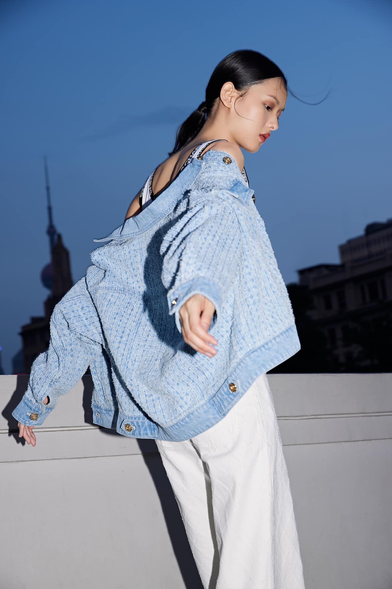  Bộ áo khoác jean và quần sooc jean 2 túi trước set 