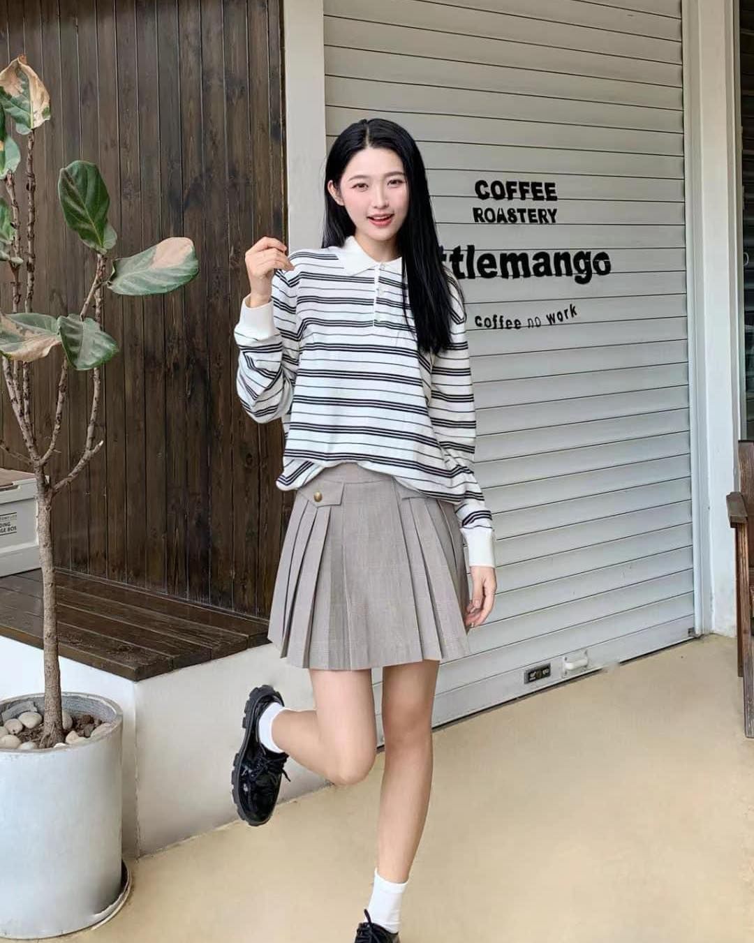  Áo Polo cổ trắng-kẻ dài tay 
