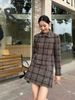  Bộ áo Vest kẻ và chân váy chữ A kẻ set 