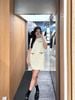  Váy dạ tweed ngắn tay trắng - 4 túi viền đen 