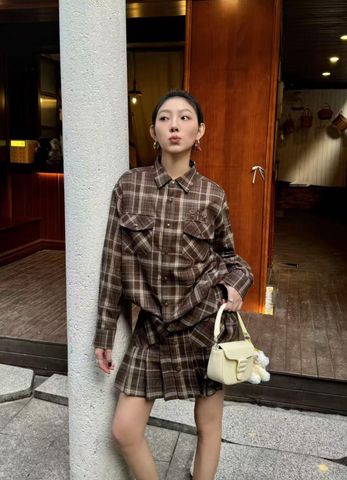  Áo kẻ caro nâu - 2 túi trước 