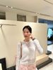  Áo trắng dài tay mỏng ren 