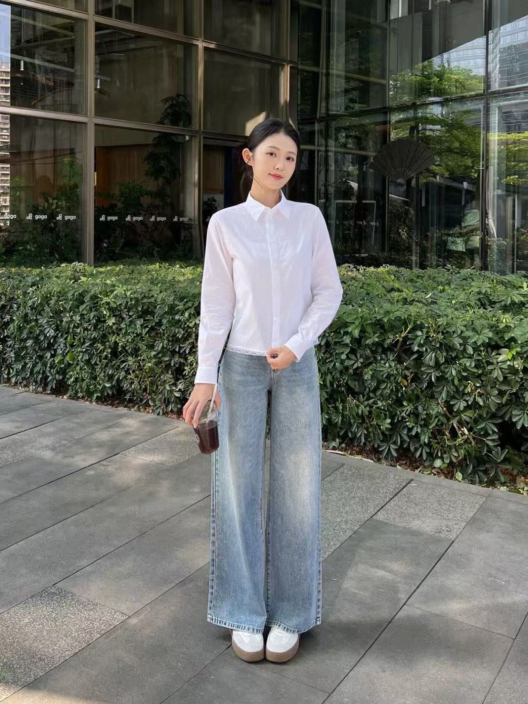  Áo sơmi trắng viền gấu Ren 