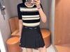  Áo ngắn tay đen kẻ trắng 