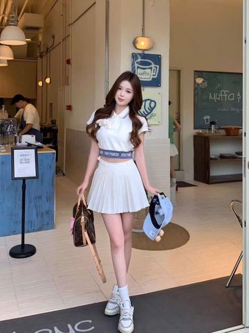  Áo Polo trắng Bo gấu 