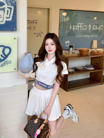  Áo Polo trắng Bo gấu 