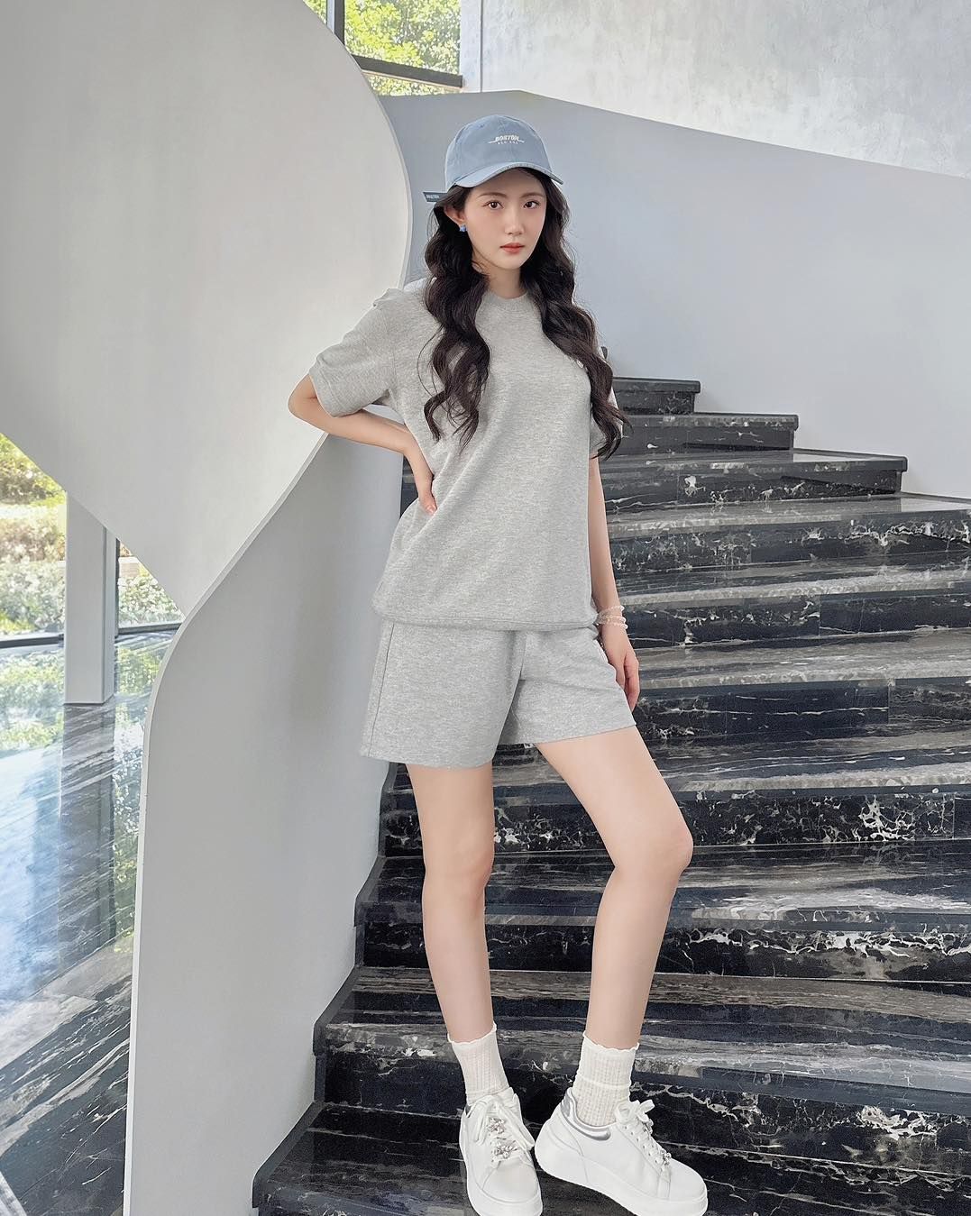  Áo thun xám dệt kim tuyến - gấu ngọc (SET) 