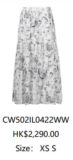  Chân váy trắng - hoạ tiết gấu 