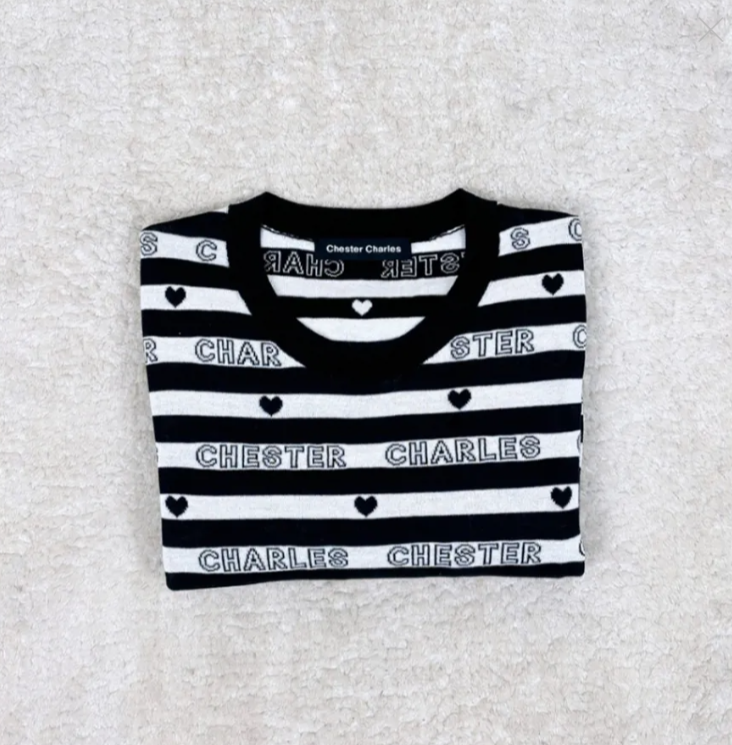  Áo ngắn tay - chữ chạy tim(SET) 