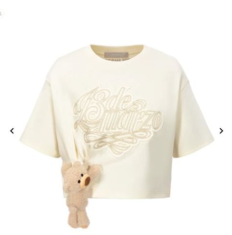  Áo ngắn tay kem - chữ logo thêu nổi trước ngực 