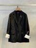  Áo Blazer viền cổ CC, tay lật 