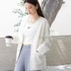  Áo tweed kem - cổ V - 2 túi 
