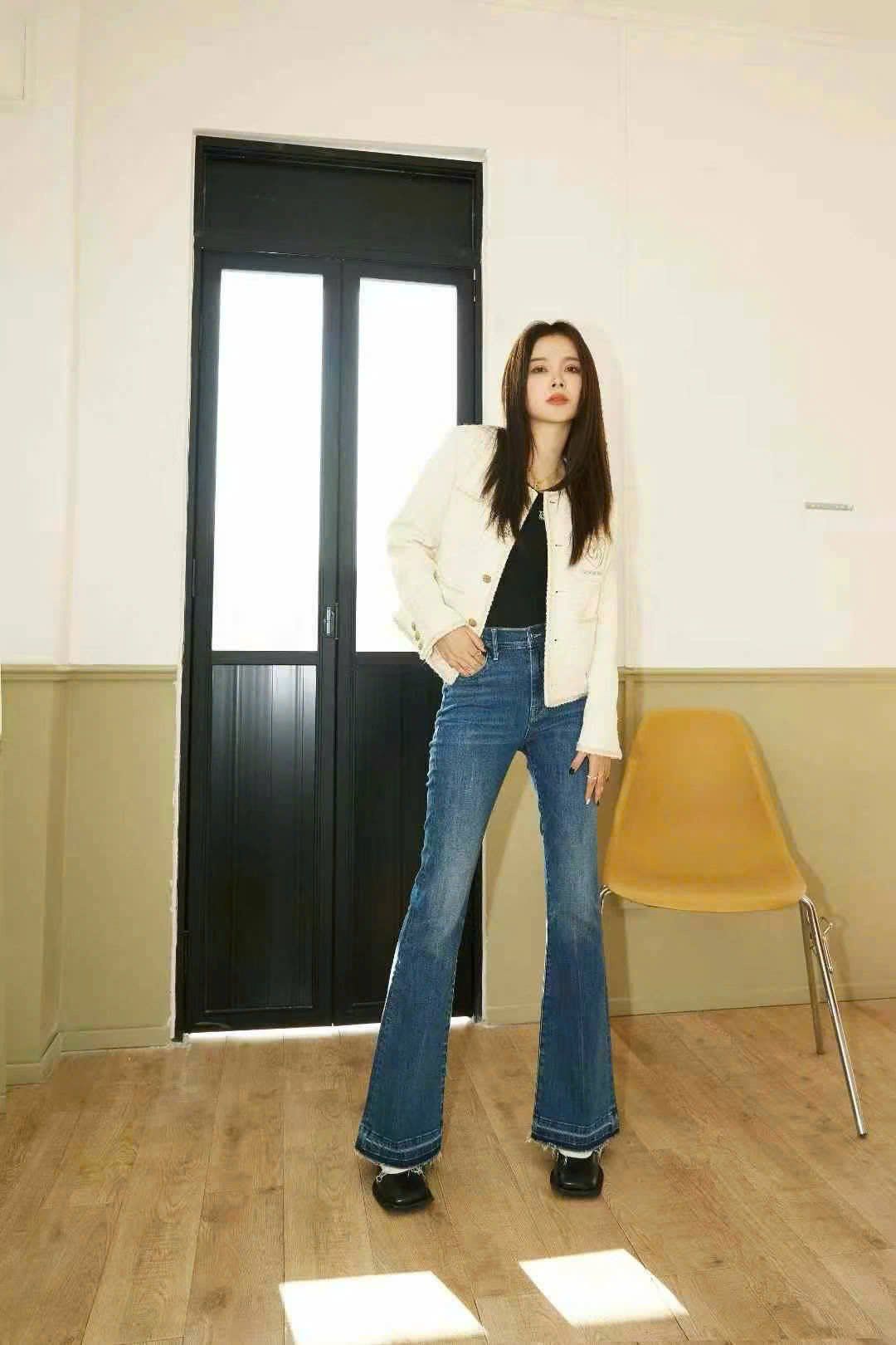  Áo dạ tweed be túi giả 