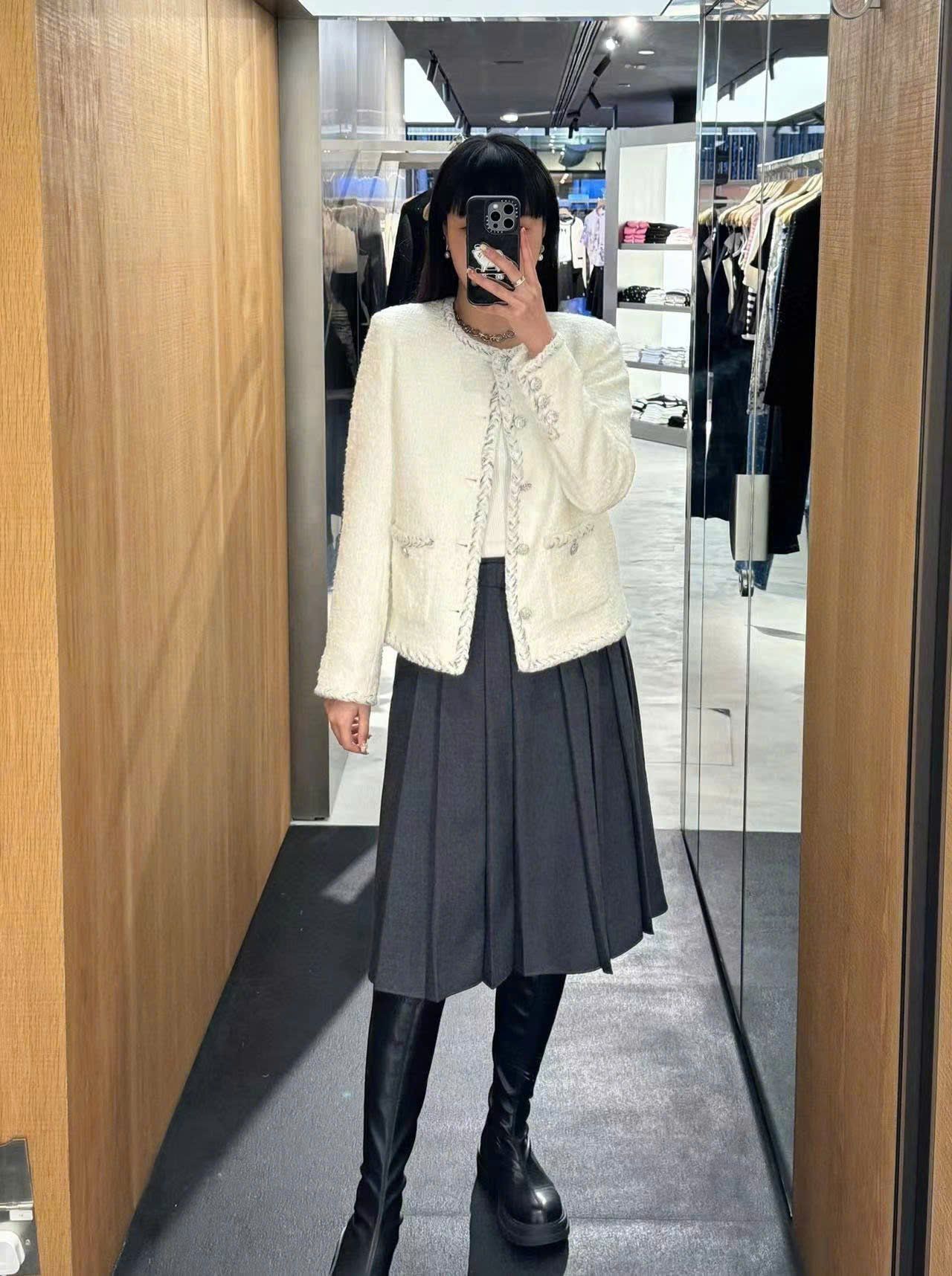  Áo dạ tweed trắng, 2 túi 