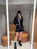 Áo Vest đen viền trắng 