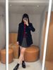  Vest dạ đen, 2 cúc cài 