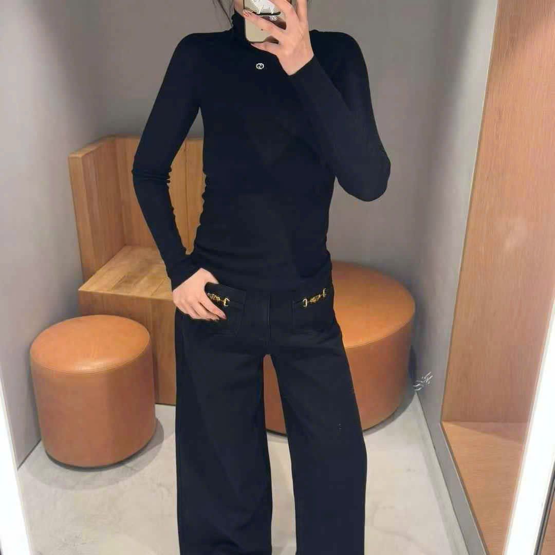  Áo dài tay cổ lọ - đen 