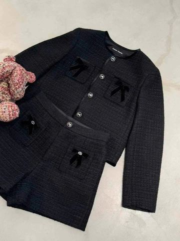  Áo dạ đen nơ 2 túi 