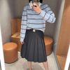  Áo Polo dài tay xanh cổ trắng , viền đỏ 