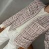  Áo dạ tweed hồng phấn, cổ V 