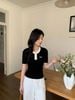  Áo thun đen ngắn tay, cổ tròn trắng khoá zip 